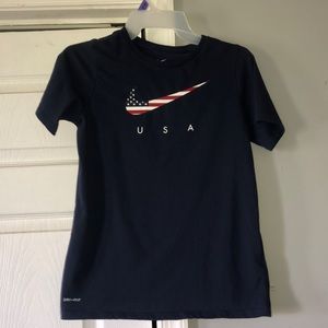 Boys Nike T-shirt
